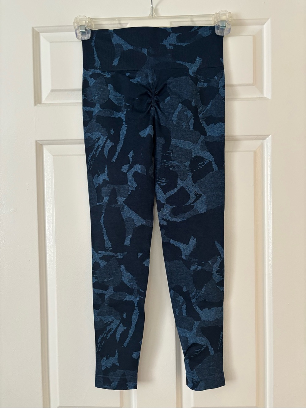 Gymshark Adapt Navy Camo High-Rise Leggings - Size M - NWOT - Picture 6 of 7